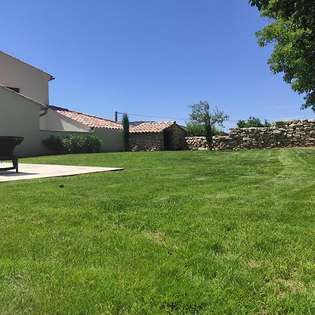 Apparts'Hotel La Ferme Du Gros Noyer Malaucène Buitenkant foto